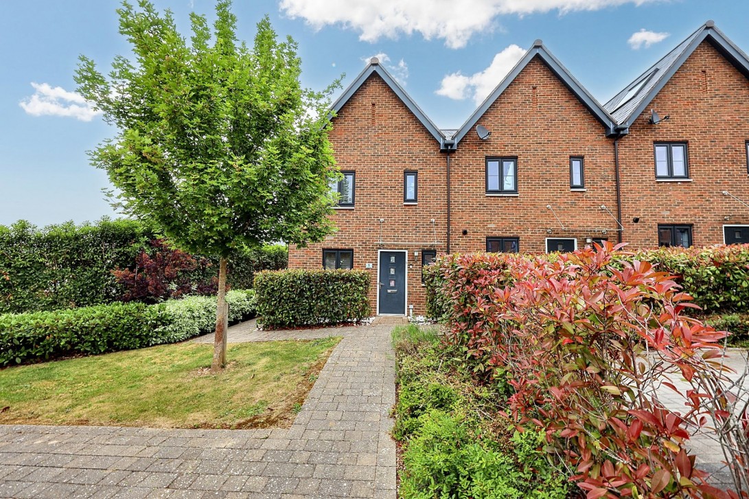 Photo of 1 Terracotta Lane, Burgess Hill
