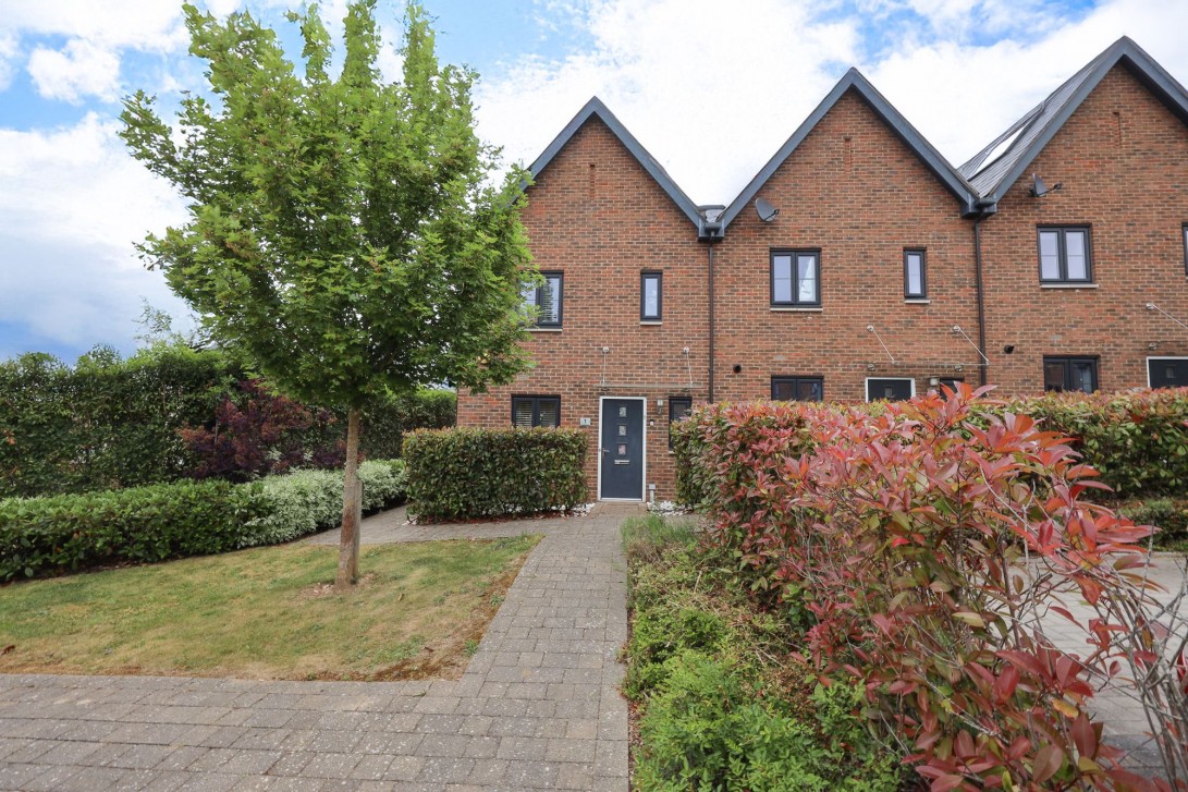 Photo of 1 Terracotta Lane, Burgess Hill