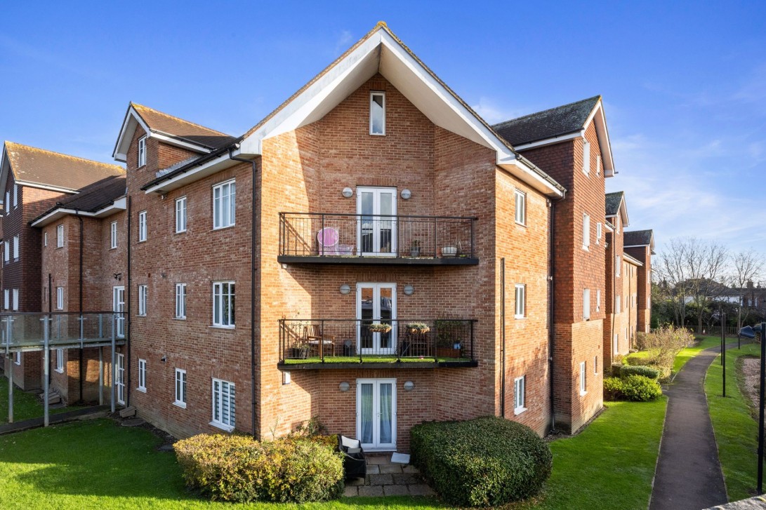 Photo of Flat 33, Horley