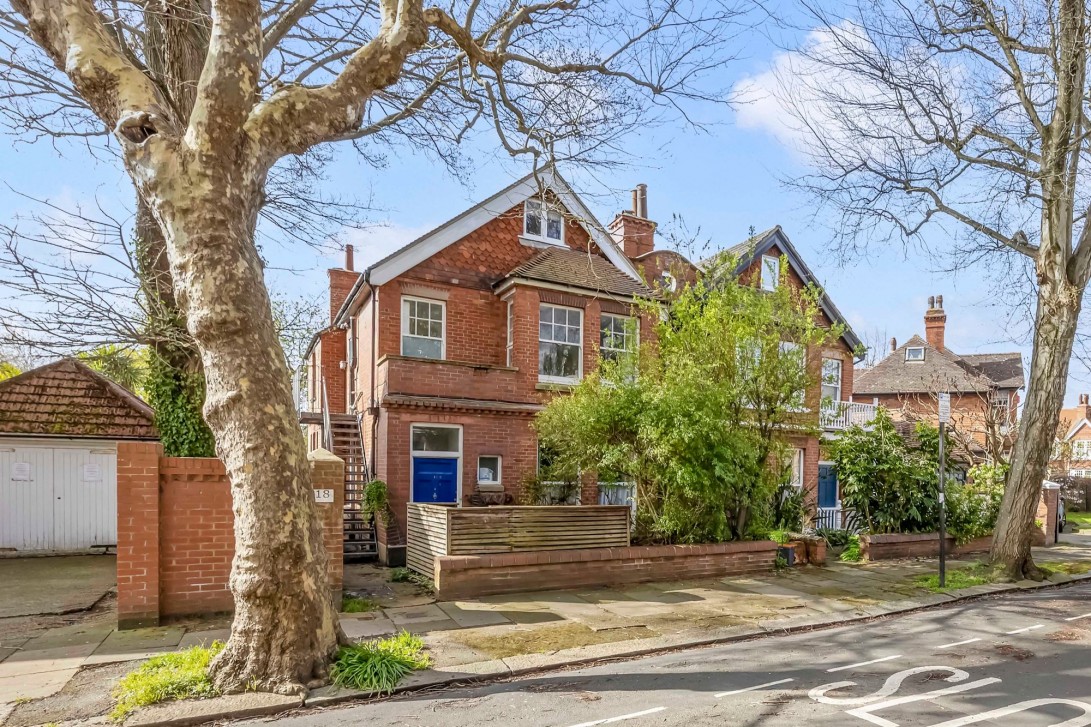 Photo of 18 Pembroke Crescent, Hove