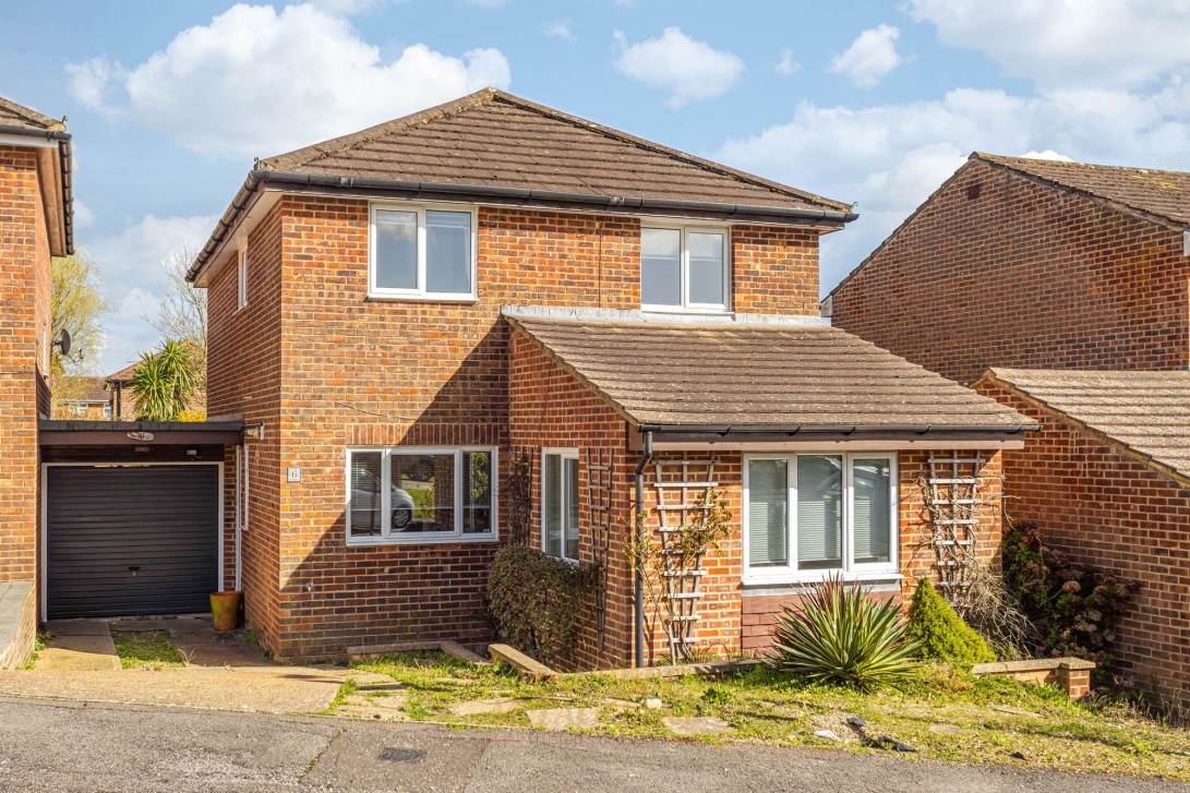 Photo of 6 Gage Close, Crawley