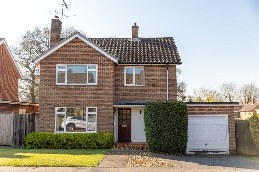 Photo of 2 Leighlands, Crawley