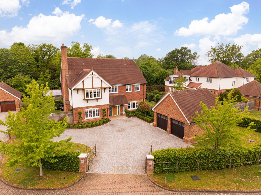 Photo of 5 Coppice Vale, East Grinstead