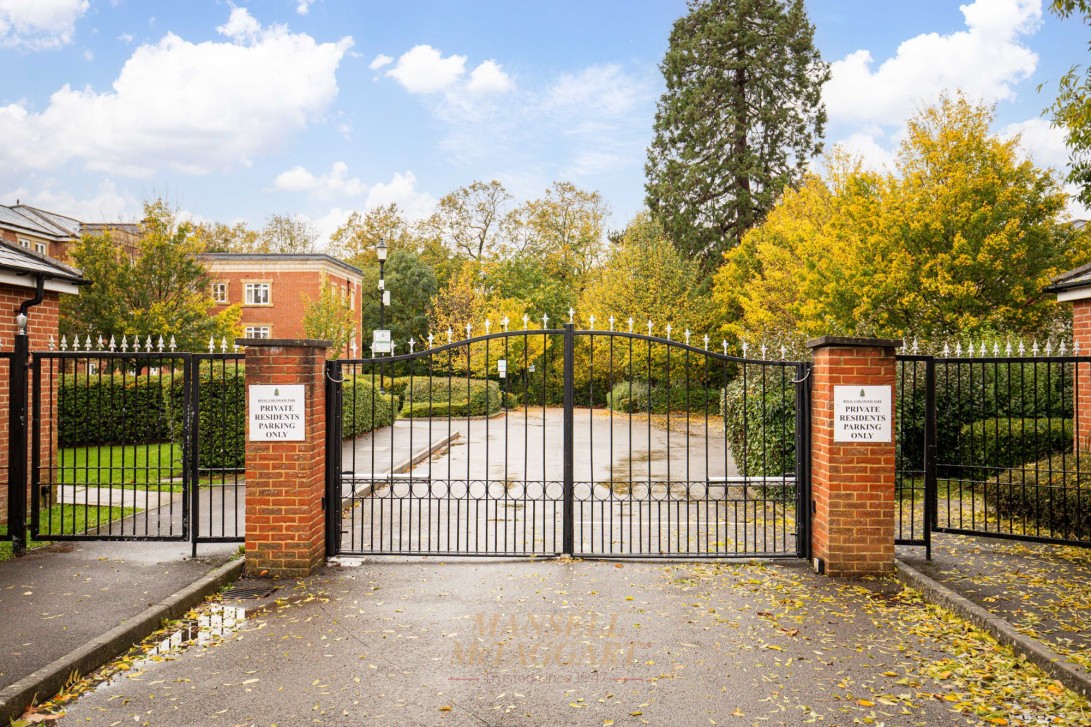 Photo of 63 Talfourd Way, Redhill