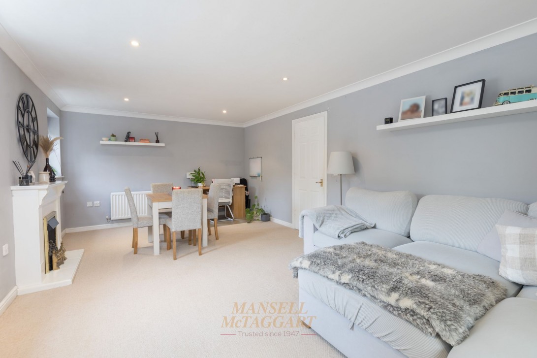 Photo of 63 Talfourd Way, Redhill