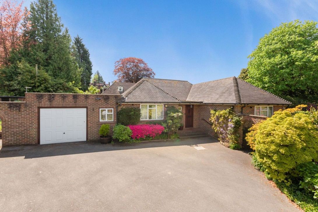 Photo of Karinya Goldsmiths Avenue, Crowborough