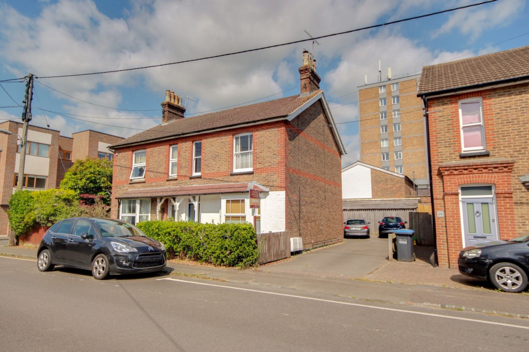Photo of 27 Gower Road, Haywards Heath