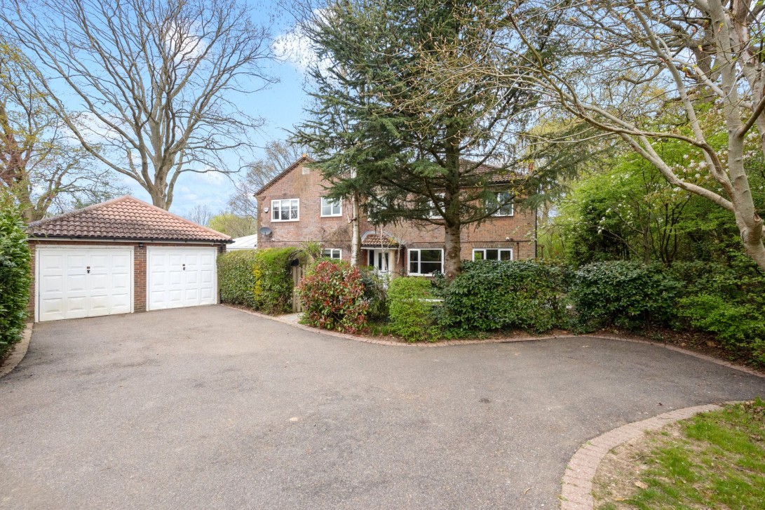 Photo of 6 Badger Copse, Henfield
