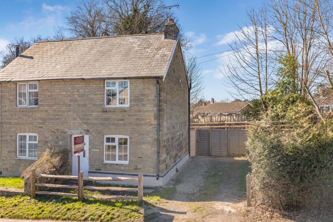 Photo of 1 Oak Cottages Fermor Road, Crowborough