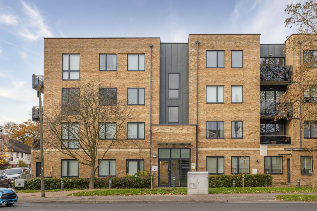 Photo of Flat 20, Russells Crescent, Horley
