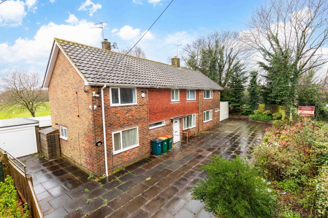 Photo of Aurore The Mardens, Crawley