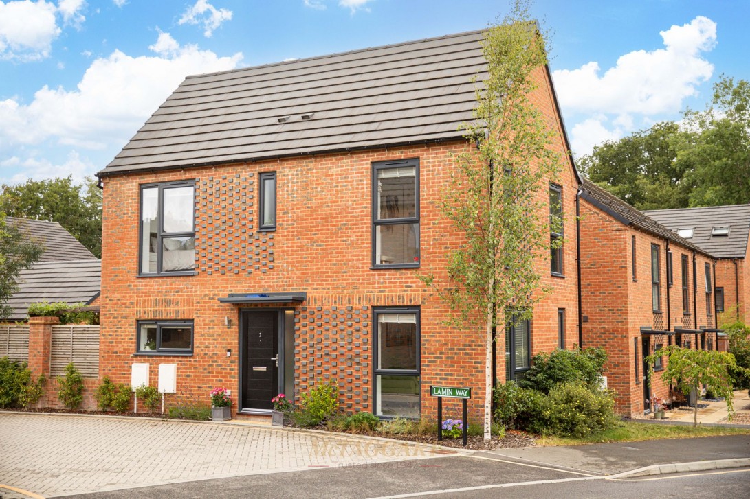 Photo of 2 Lamin Way, Crawley