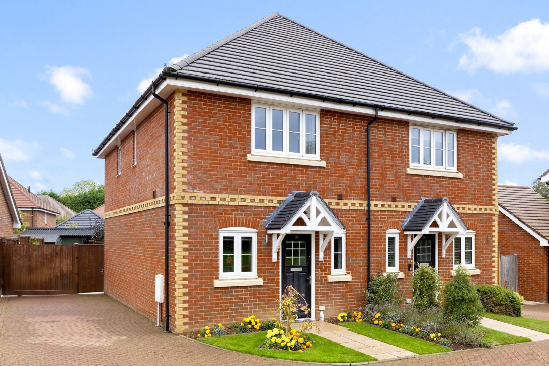 Photo of 12 Nursery Green, Loxwood