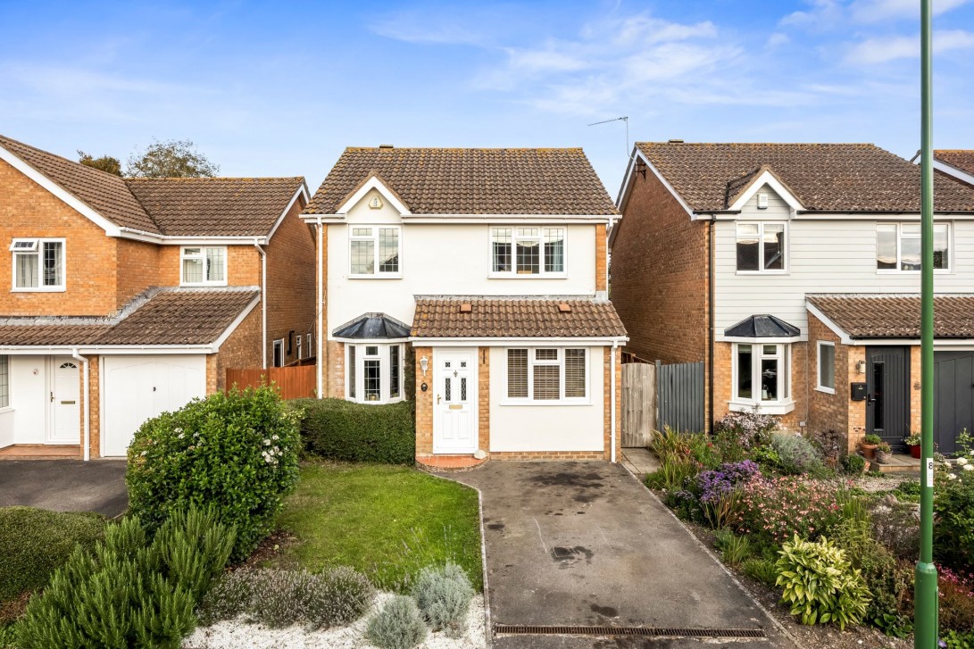 Photo of 16 Abbey Road, Steyning