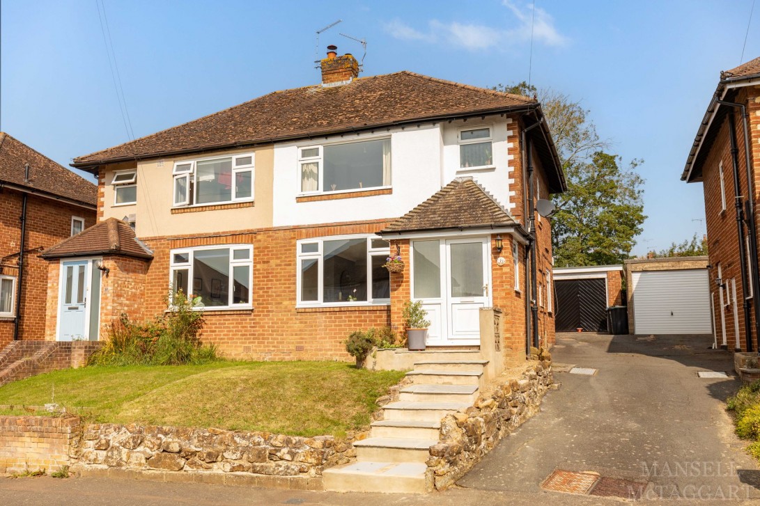Photo of 39 Forest View Road, East Grinstead