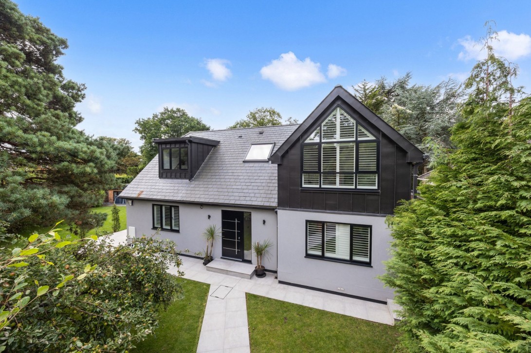 Photo of 1 Hurst Road, Hassocks