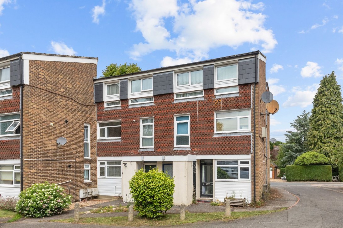 Photo of 3 Forest Close, Horsham