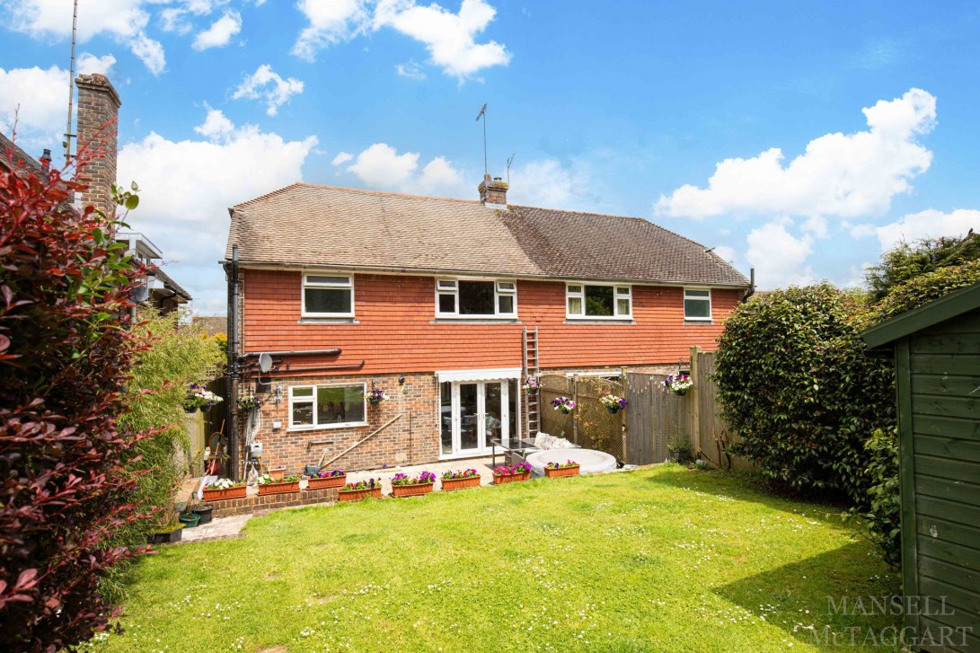 Photo of 9 Rectory Field, Hartfield