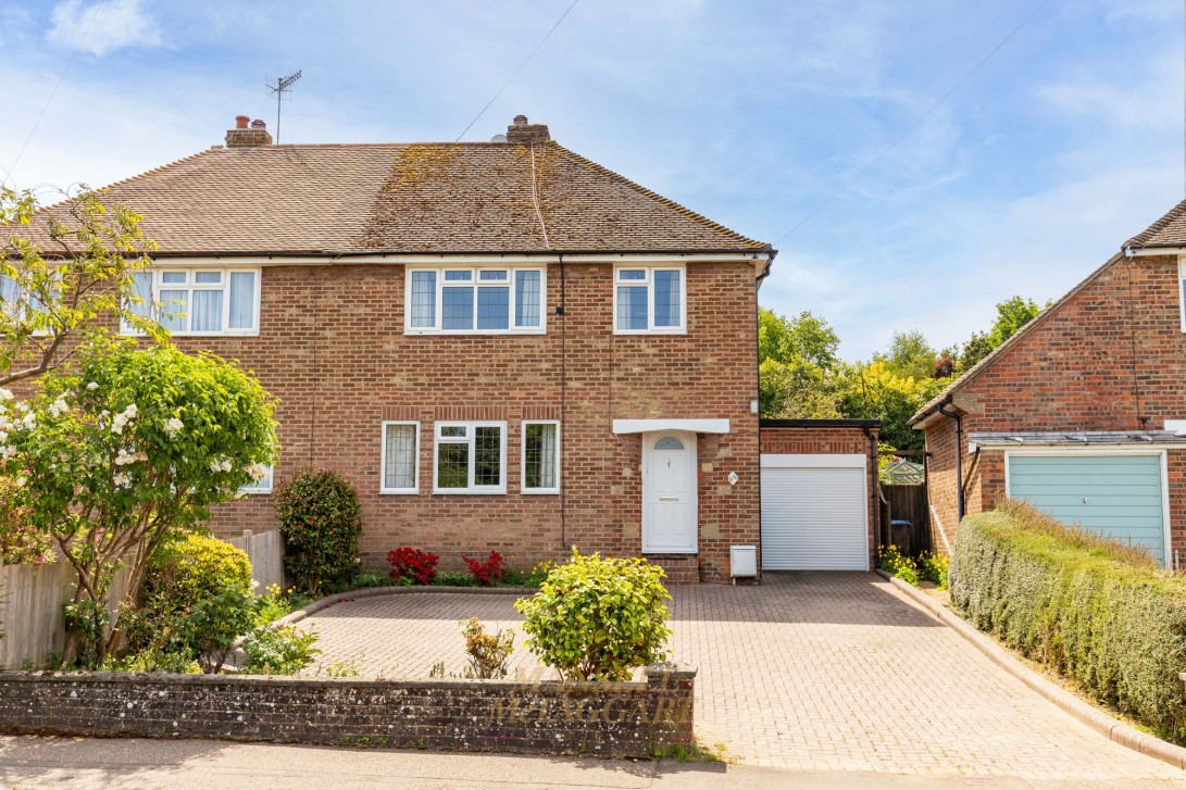 Photo of 45 Heathcote Drive, East Grinstead