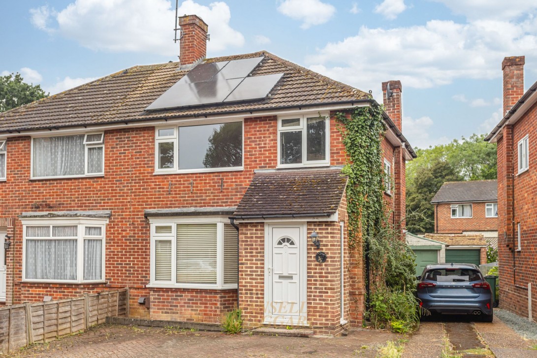 Photo of 35 Copsleigh Close, Redhill