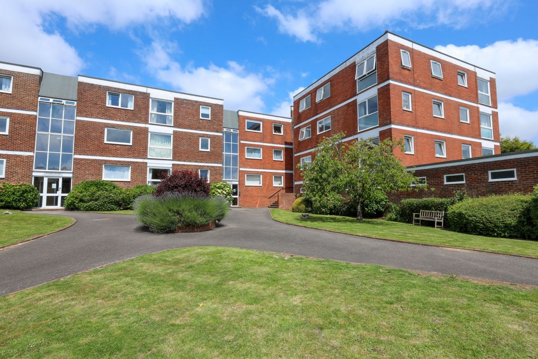 Photo of Flat 12, Burgess Hill