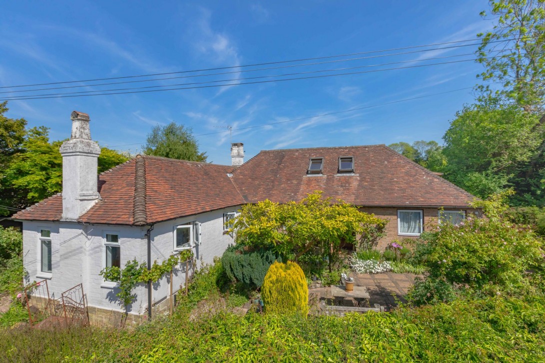 Photo of Pink Cottage London Road, Crowborough