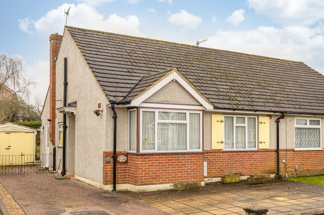 Photo of 47 Blundell Avenue, Horley