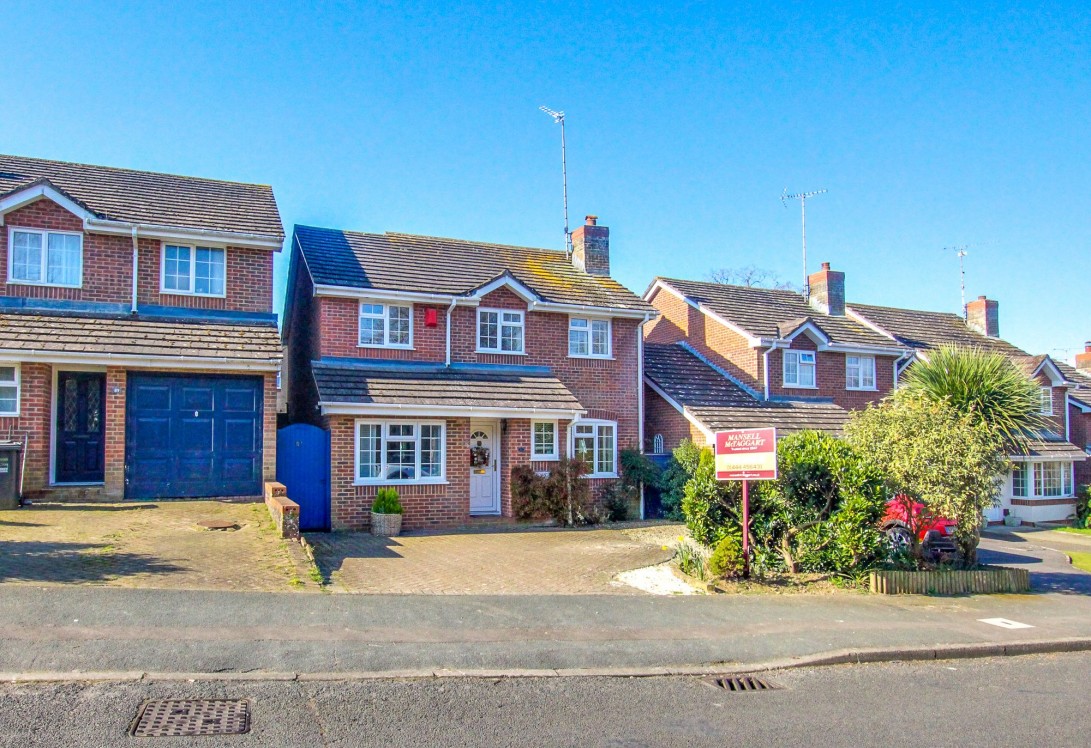 Photo of 91 Beech Hill, Haywards Heath