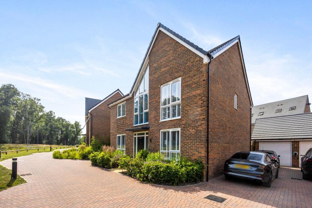 Photo of 5 Maynard Street, Crawley