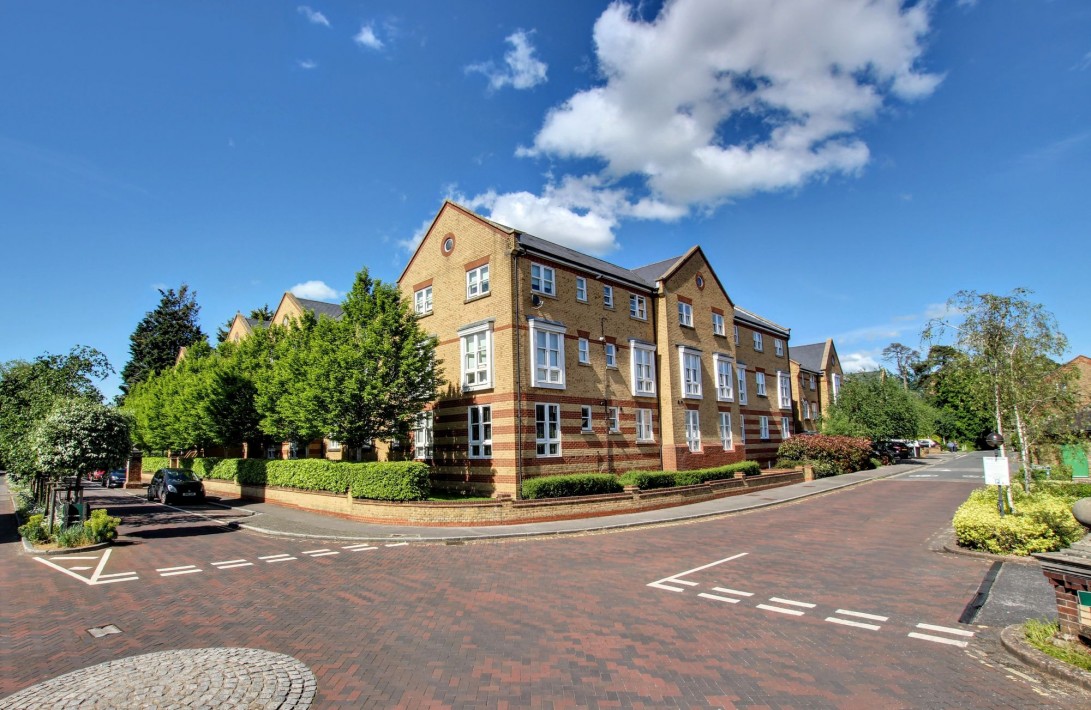 Photo of 51 Chapman Way, Haywards Heath