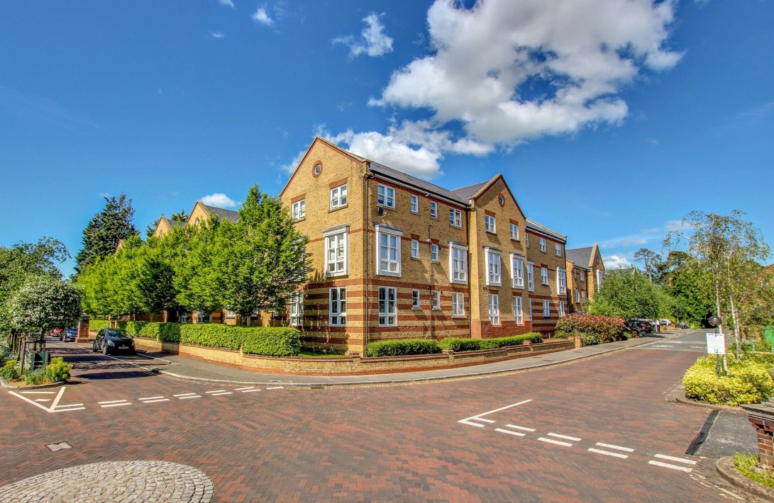 Photo of 51 Chapman Way, Haywards Heath