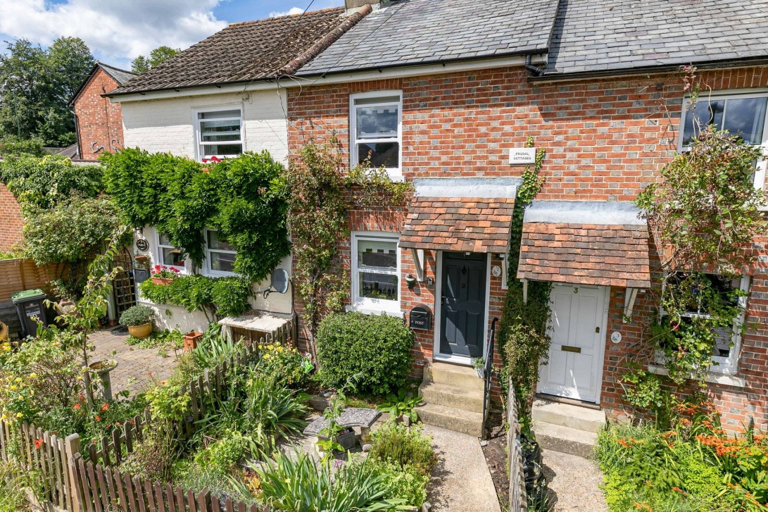 Photo of 2 Frugal Cottages Ivy Dene Lane, East Grinstead