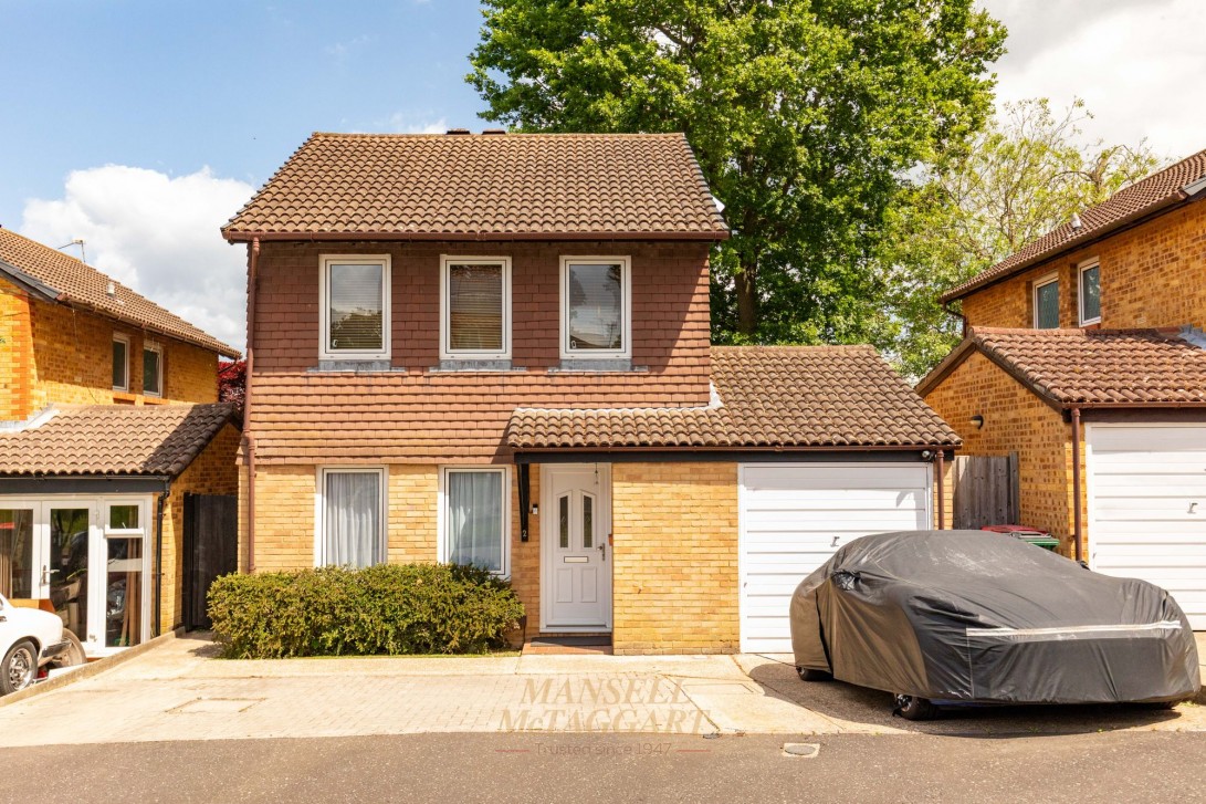 Photo of 2 Sissinghurst Close, Crawley