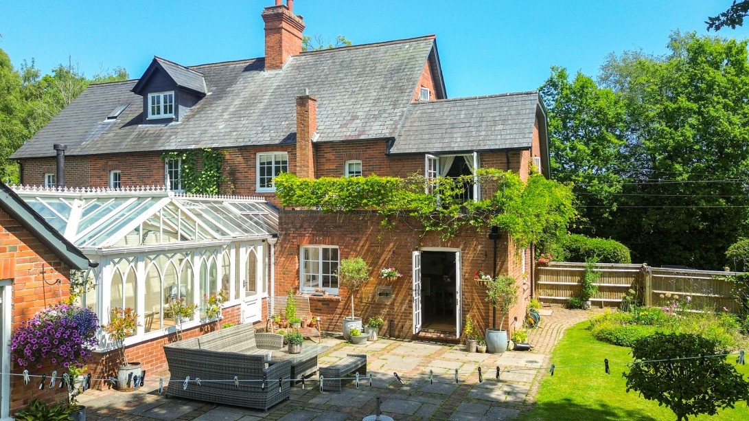 Photo of 2 New England Cottages Redbridge Lane, Haywards Heath