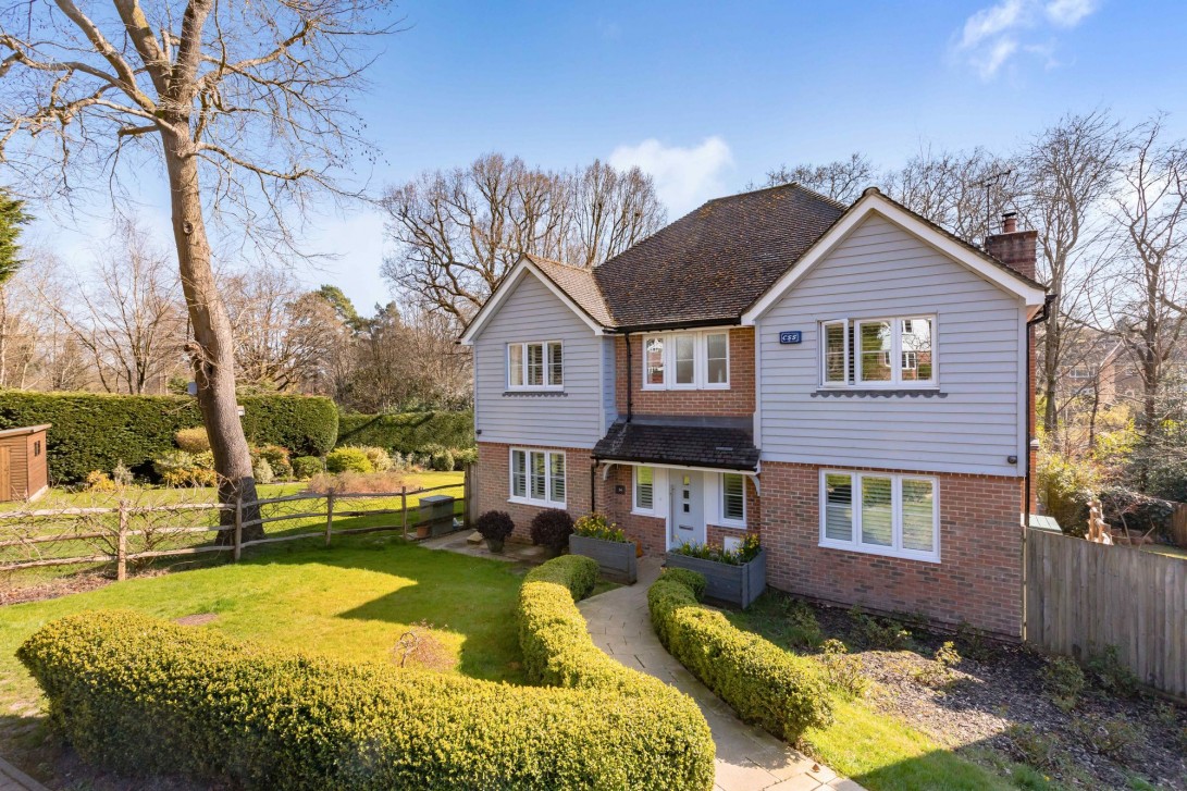 Photo of 34 Welland Close, Crowborough