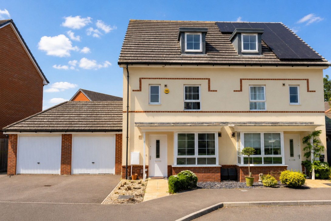 Photo of 3 Percivale Close, Crawley