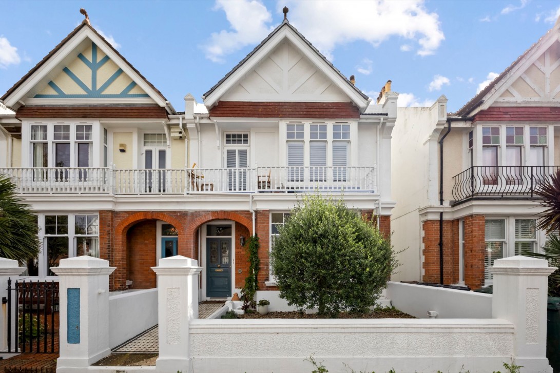 Photo of First Floor Flat, Hove