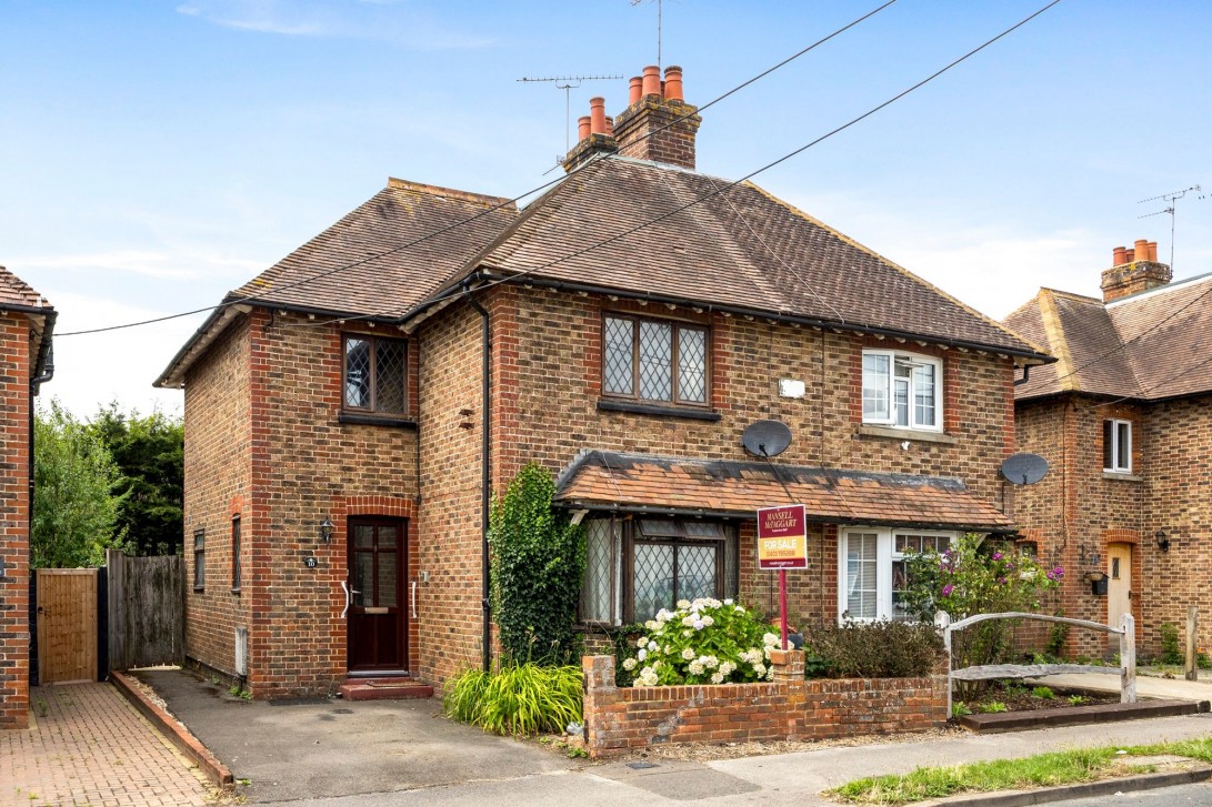 Photo of 10 Daux Way, Billingshurst
