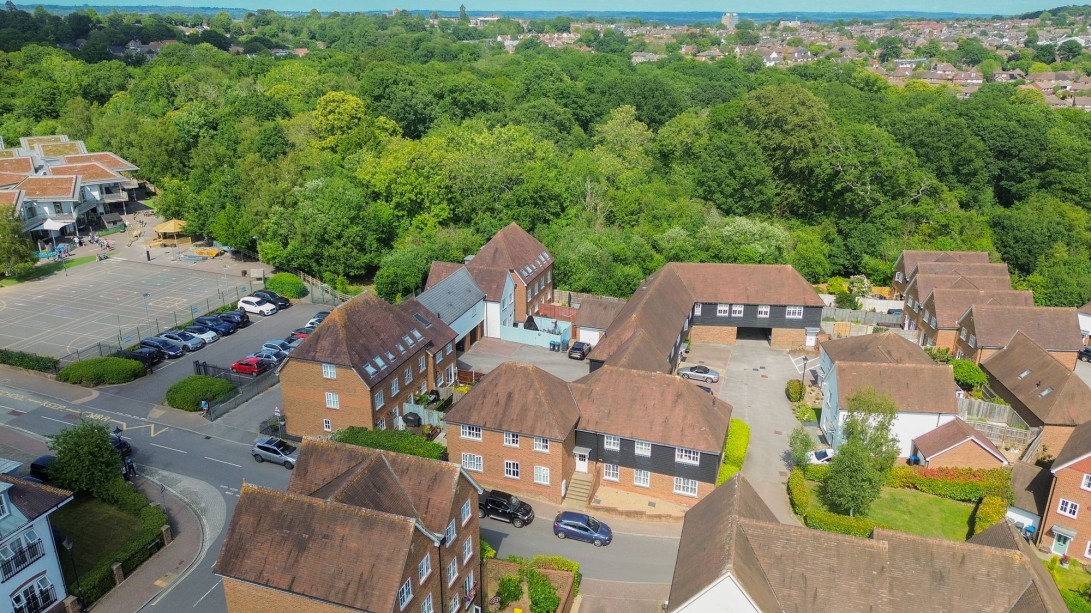 Photo of 5 Weavers Mead, Haywards Heath