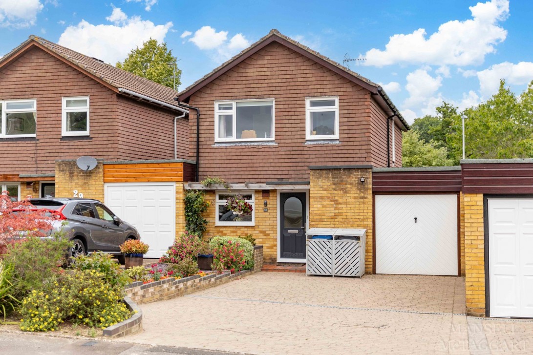 Photo of 30 Tudor Close, East Grinstead