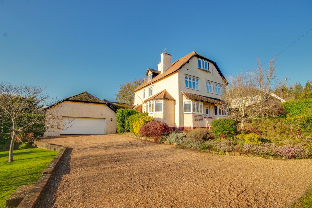 Photo of 41 Lucastes Avenue, Haywards Heath