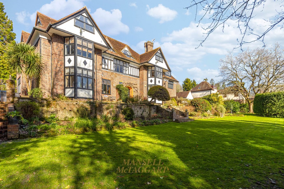 Photo of 1 Martyns Place Fairfield Road, East Grinstead