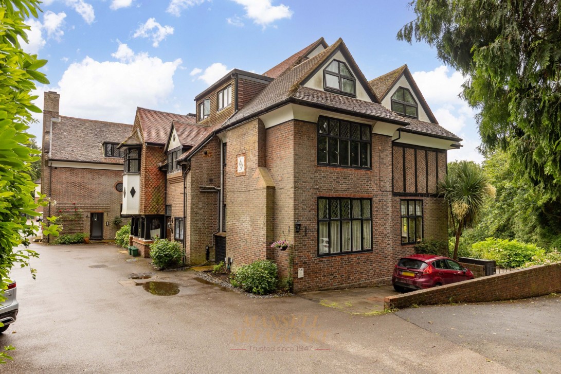 Photo of 1 Martyns Place Fairfield Road, East Grinstead