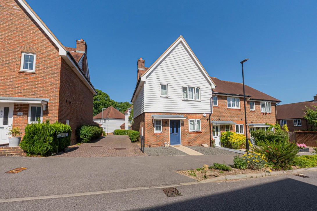 Photo of 11 Chandlers Field Drive, Haywards Heath