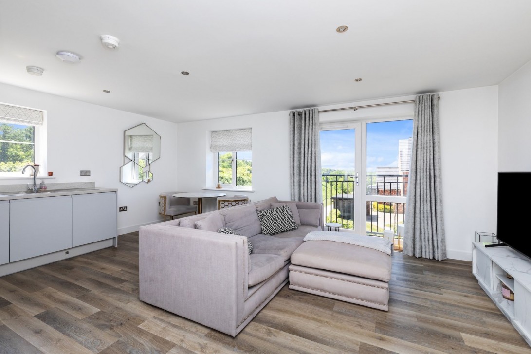 Photo of 69 Clay Vale, Horsham