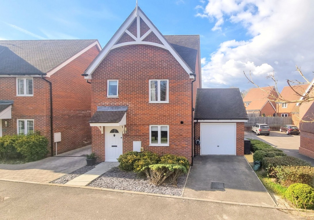Photo of 10 Meadowsweet Drive, Haywards Heath