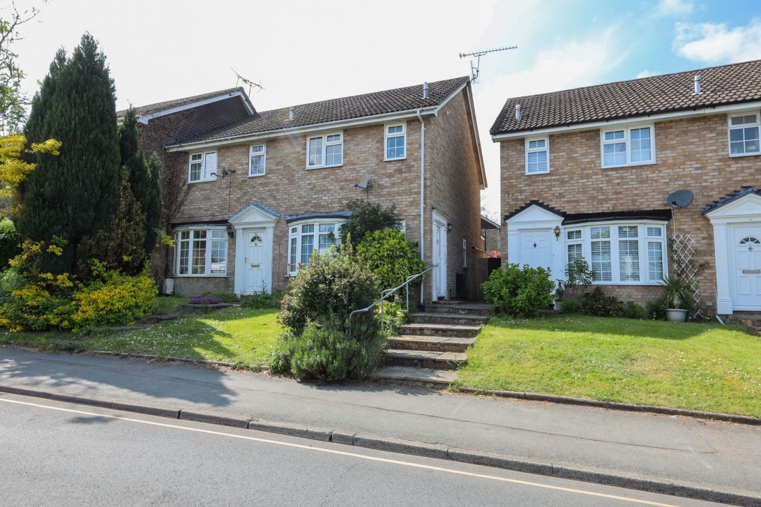 Photo of 25 Cleveland Gardens, Burgess Hill