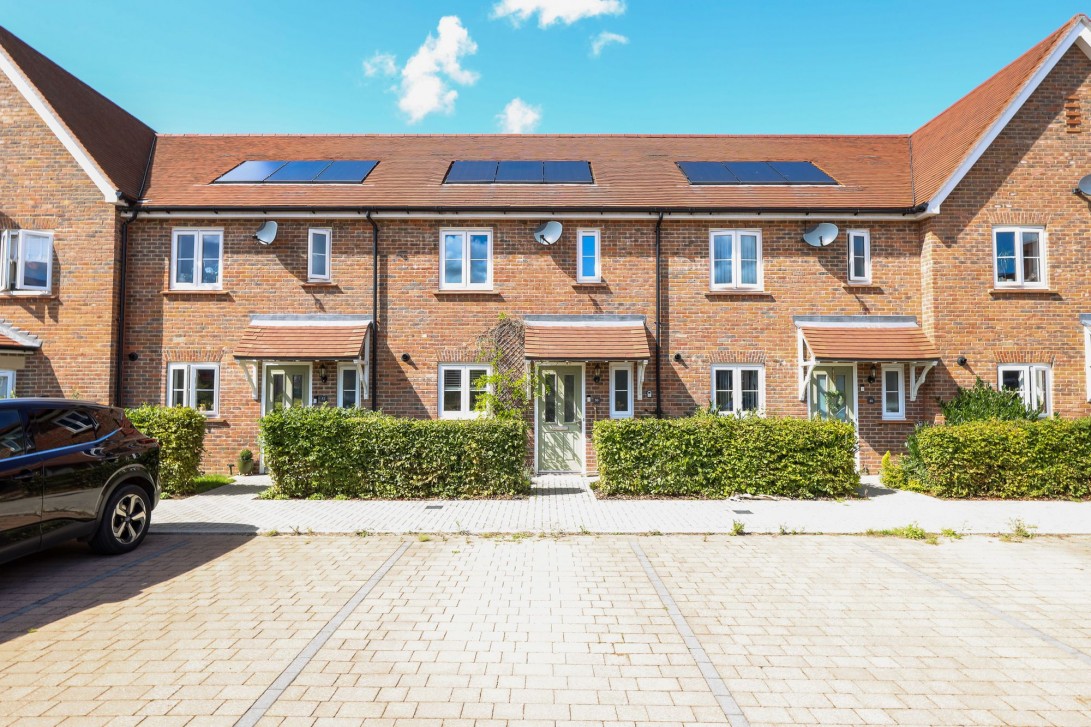 Photo of 50 Bonnet Lane, Burgess Hill