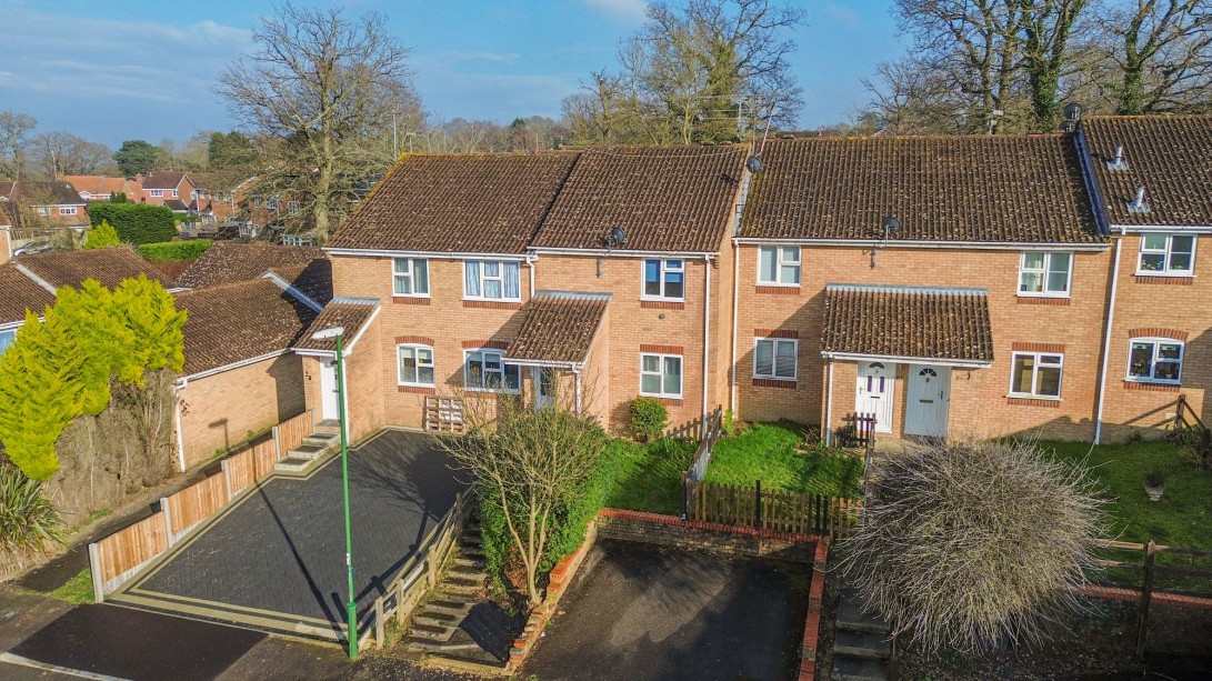 Photo of 26 Larch Way, Haywards Heath