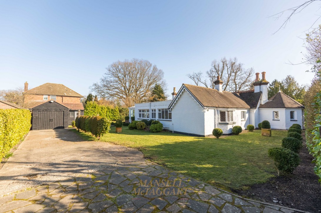 Photo of 31 Smallfield Road, Horley